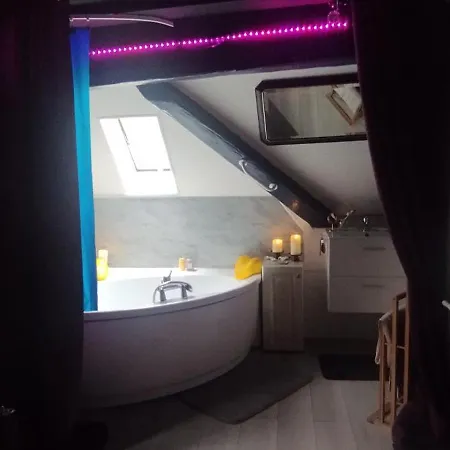 Loveroom Theme Cinema Appartement Saint-Amarin